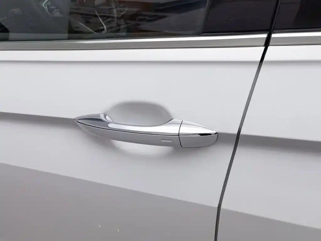 Tiguan L Plug-in Hybrid 2023 430PHEV Plug-in Hybrid Flagship Edition — миниатюра 18