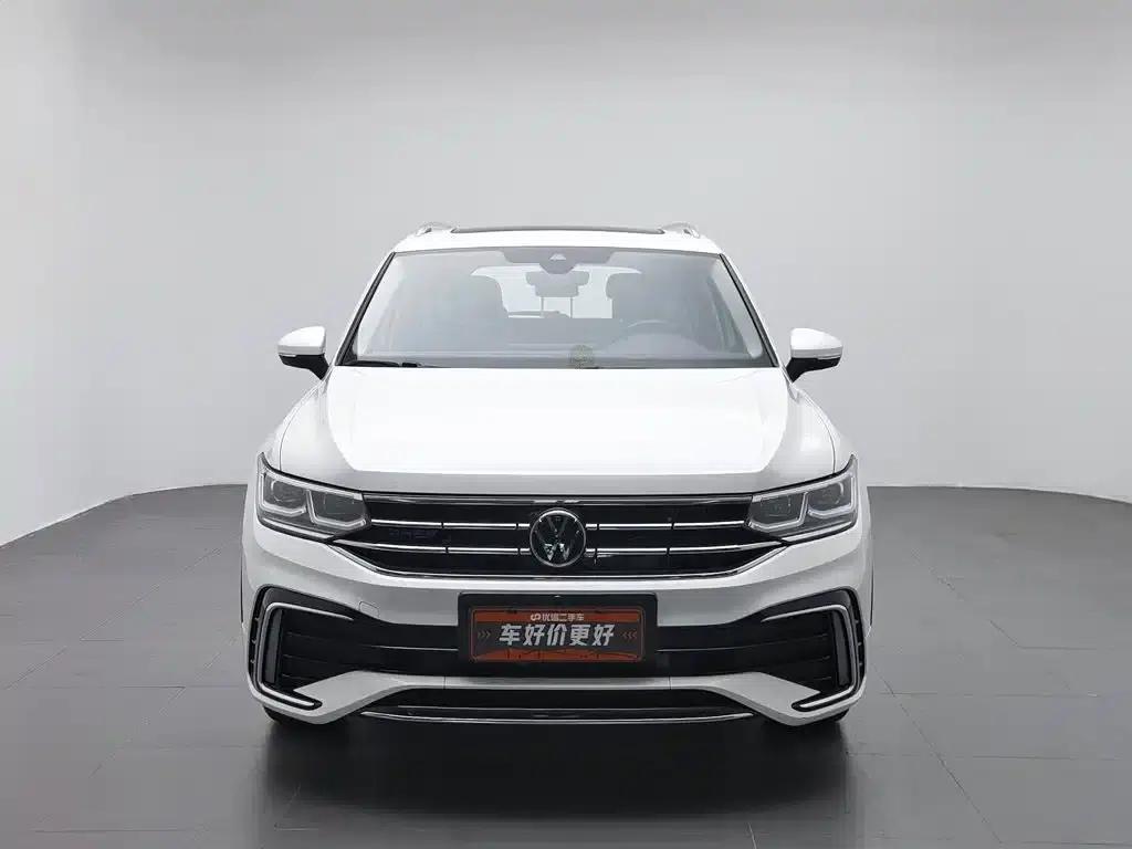 Tiguan L Plug-in Hybrid 2023 430PHEV Plug-in Hybrid Flagship Edition — миниатюра 3