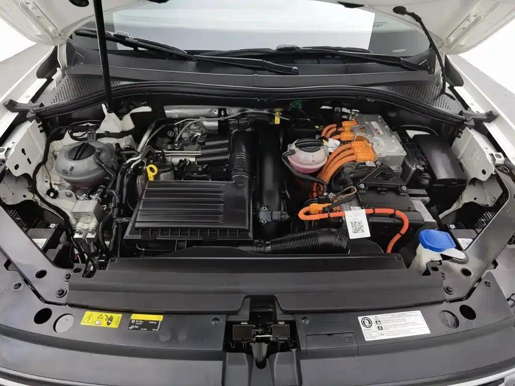 Tiguan L Plug-in Hybrid 2023 430PHEV Plug-in Hybrid Flagship Edition — миниатюра 6