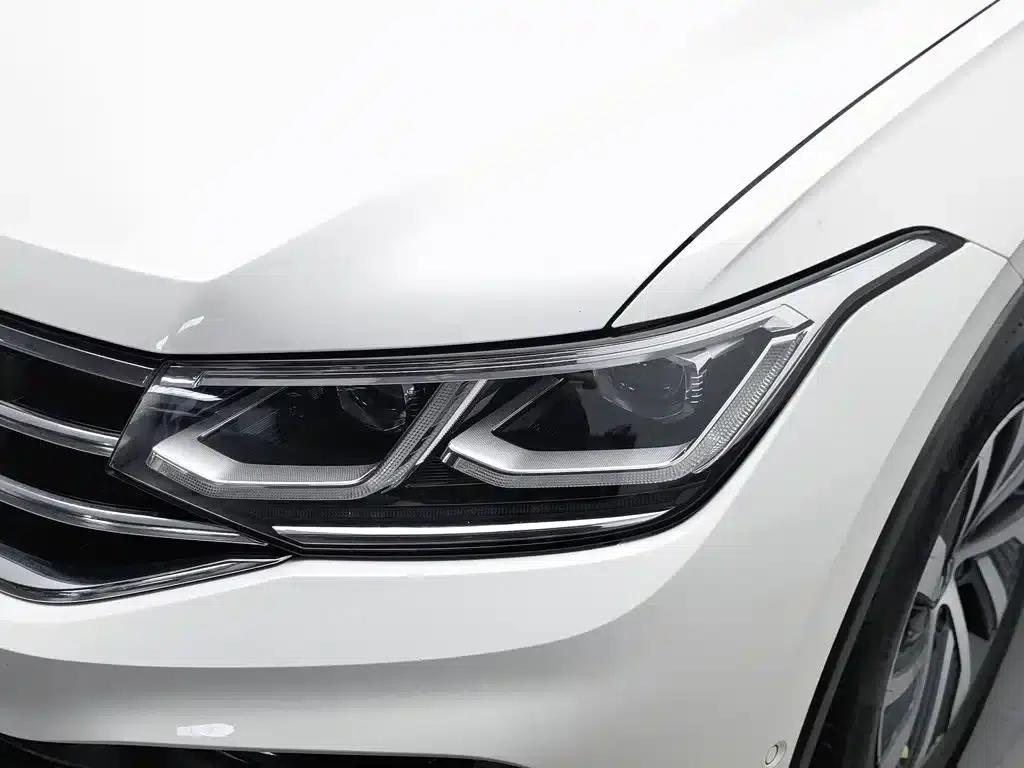 Tiguan L Plug-in Hybrid 2023 430PHEV Plug-in Hybrid Flagship Edition — миниатюра 7