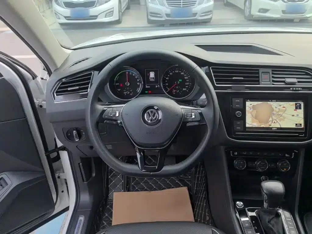 Tiguan L Plug-in Hybrid 2019 430PHEV Hybrid Flagship Edition — миниатюра 11