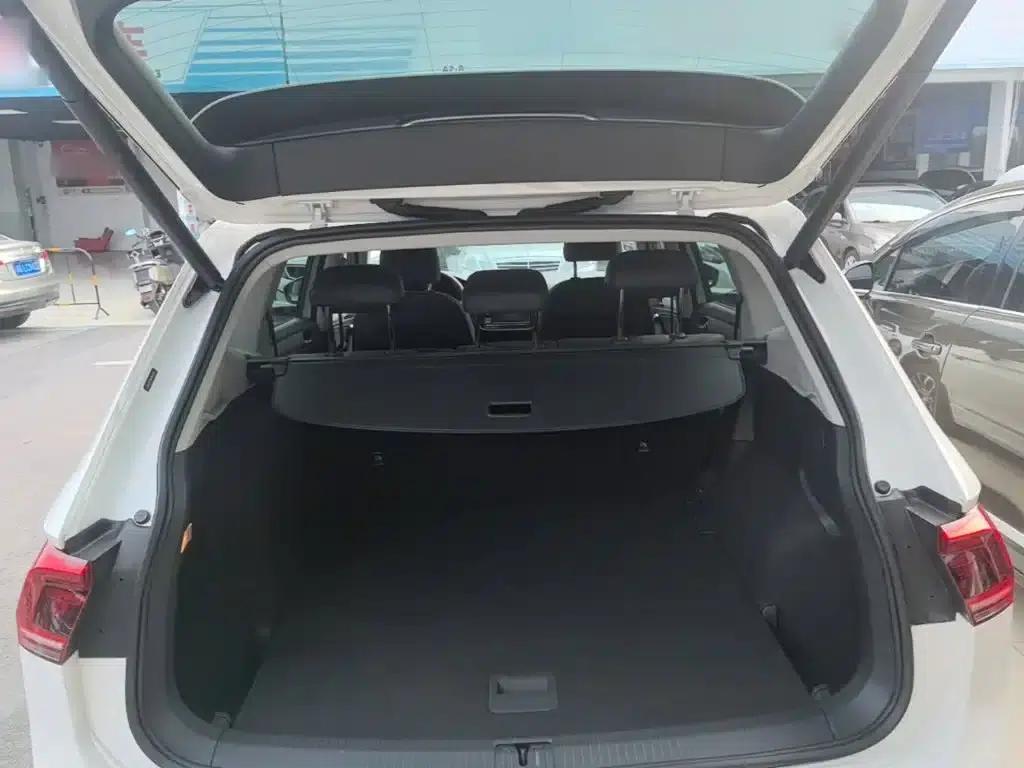 Tiguan L Plug-in Hybrid 2019 430PHEV Hybrid Flagship Edition — миниатюра 19
