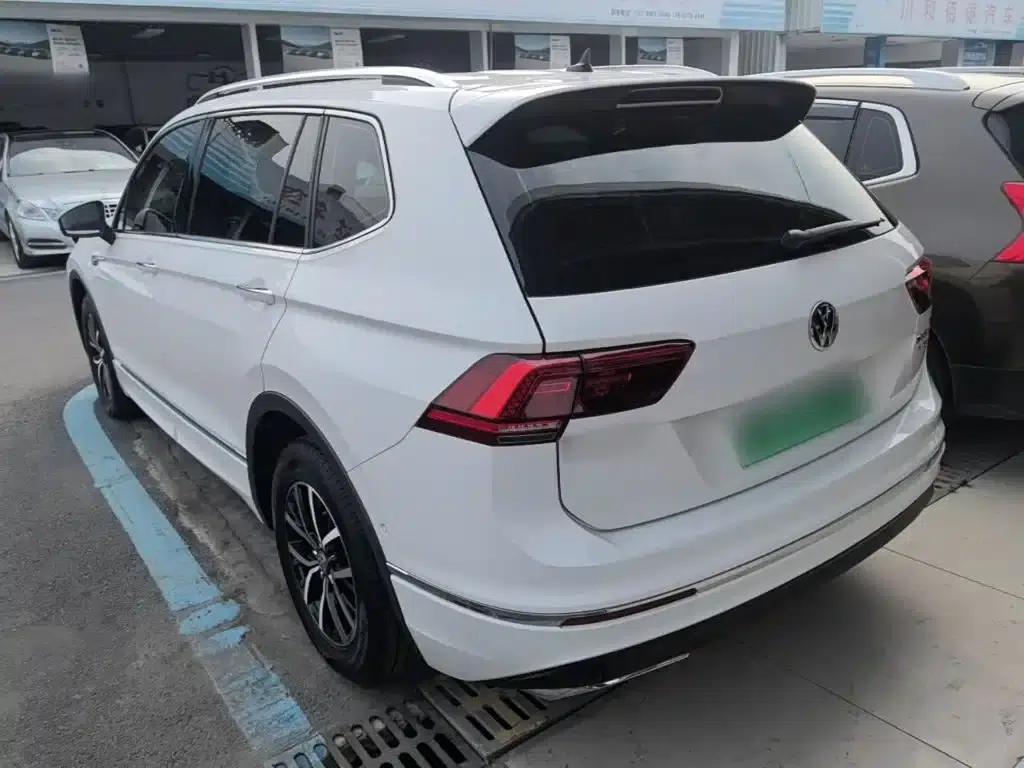 Tiguan L Plug-in Hybrid 2019 430PHEV Hybrid Flagship Edition — миниатюра 5