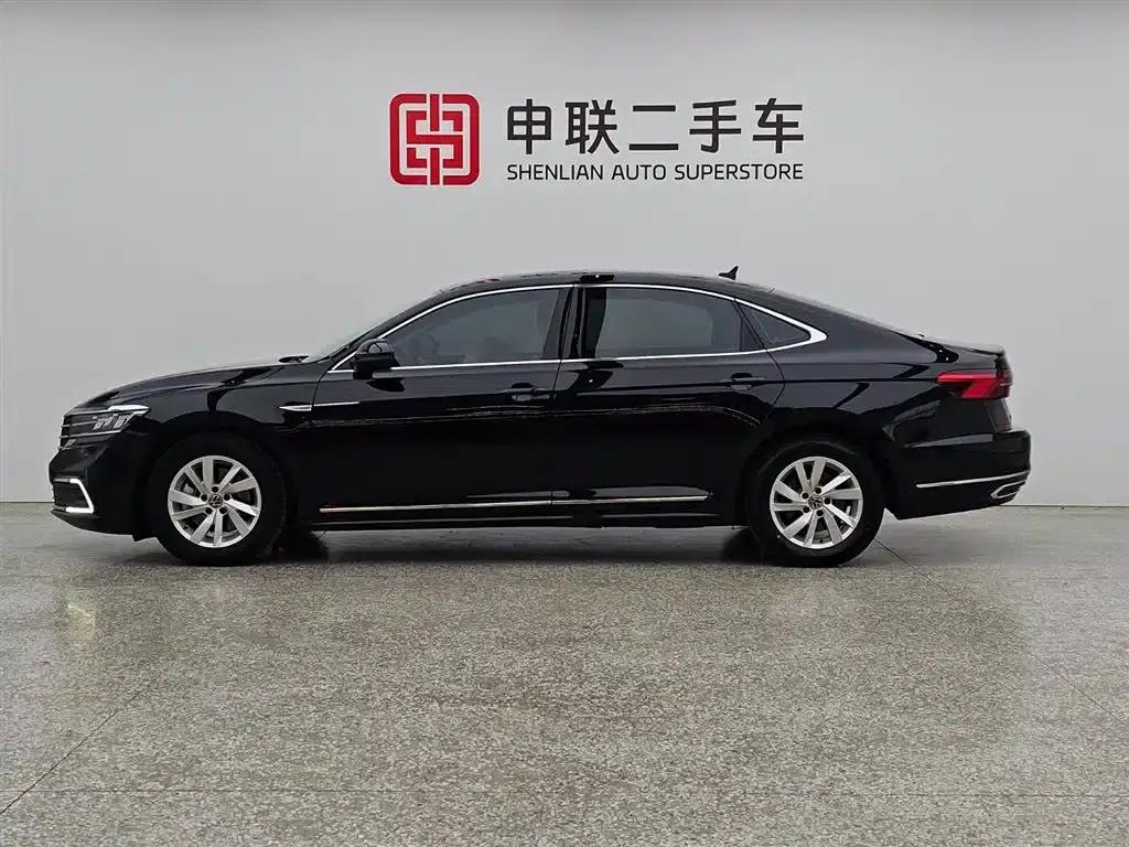 2022 Volkswagen Passat Plug-in Hybrid 430PHEV Hybrid Business Edition — миниатюра 4