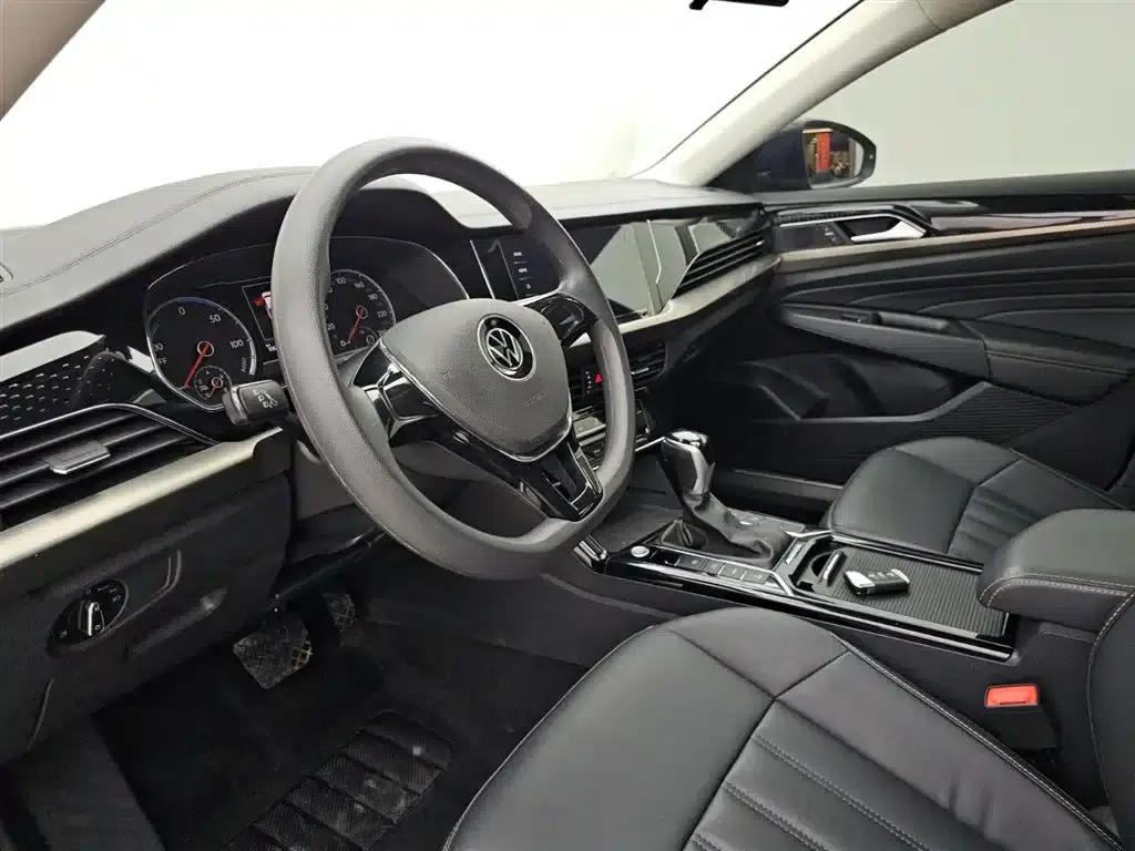 2022 Volkswagen Passat Plug-in Hybrid 430PHEV Hybrid Business Edition — миниатюра 6
