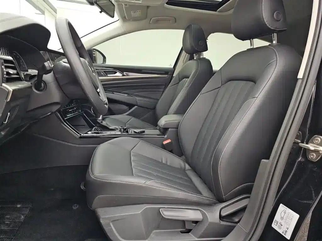 2022 Volkswagen Passat Plug-in Hybrid 430PHEV Hybrid Business Edition — миниатюра 7