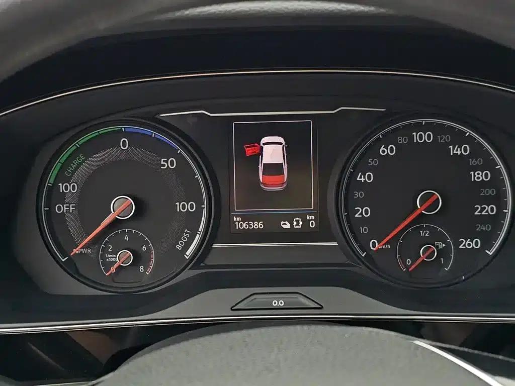 2022 Volkswagen Passat Plug-in Hybrid 430PHEV Hybrid Business Edition — миниатюра 9