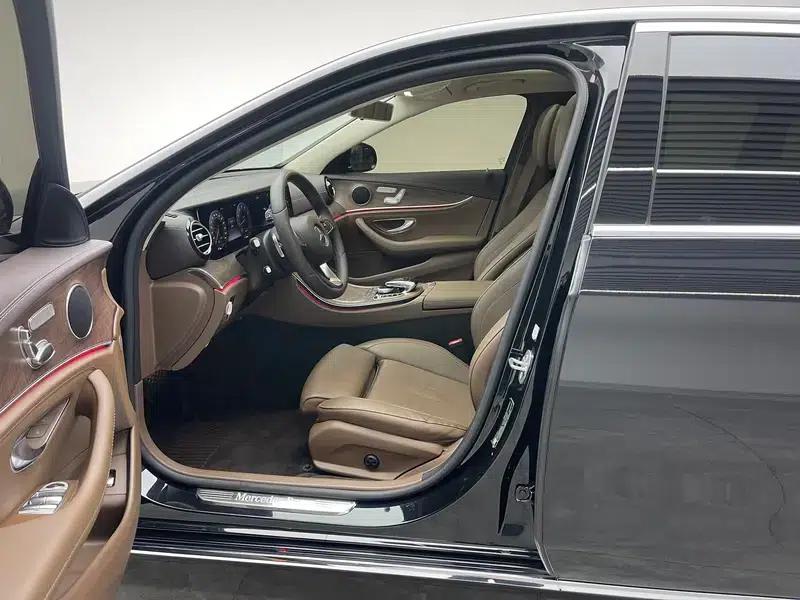 2018 Mercedes-Benz E-Class E 200 L — миниатюра 17