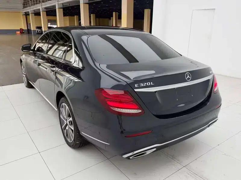 2017 Mercedes-Benz E-Class E 200 L 4MATIC — миниатюра 4