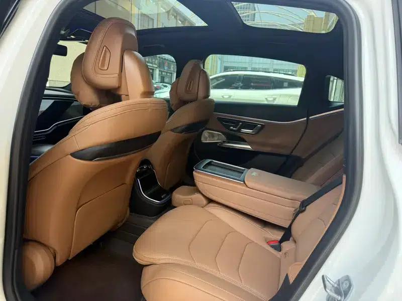 Mercedes-Benz E-Class 2024 E 300 L Luxury Sport Sedan — миниатюра 9
