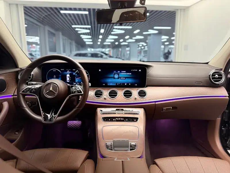 2023 Mercedes-Benz E-Class E 260 L 4MATIC Sedan — миниатюра 13
