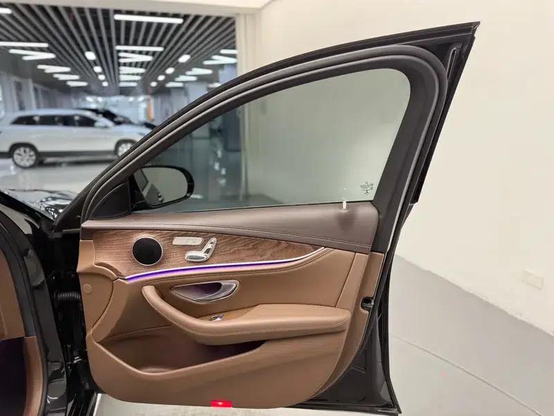 2023 Mercedes-Benz E-Class E 260 L 4MATIC Sedan — миниатюра 22