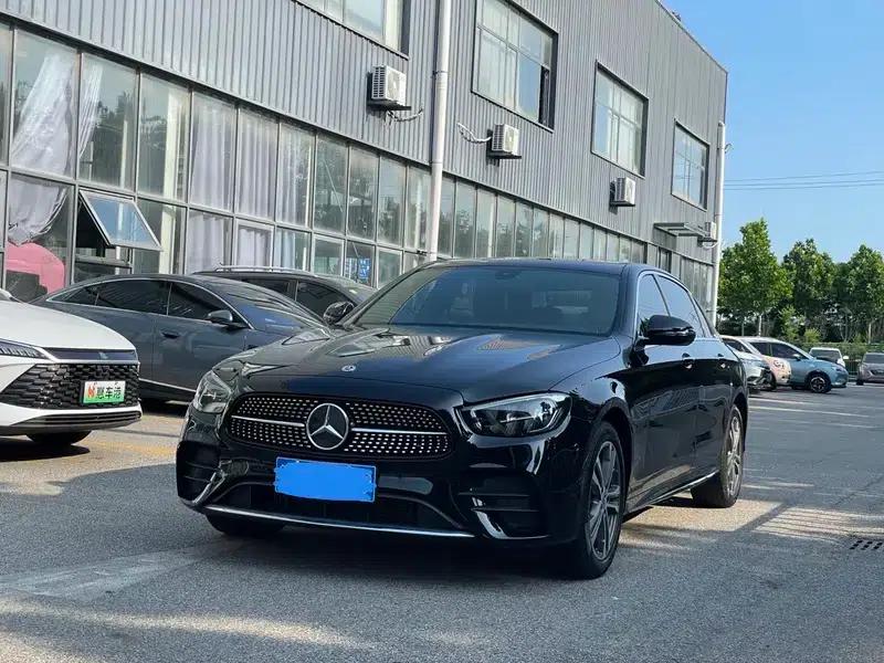 2023 Mercedes-Benz E-Class E 260 L Sport Sedan — миниатюра 1