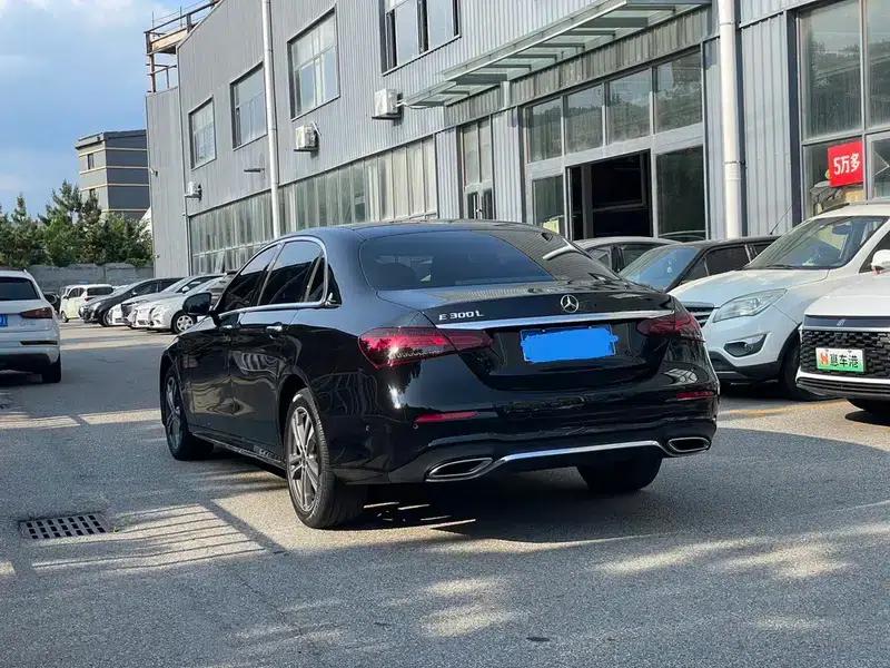 2023 Mercedes-Benz E-Class E 260 L Sport Sedan — миниатюра 4