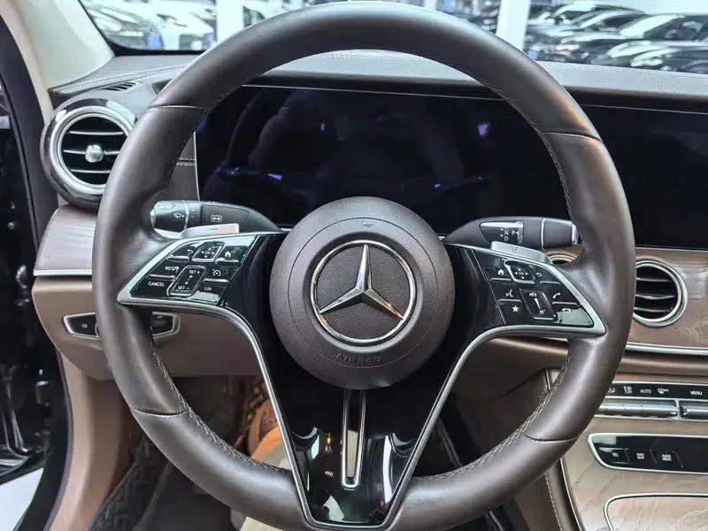 Mercedes-Benz E-Class 2021 E 300 L Fashion Sedan — миниатюра 15