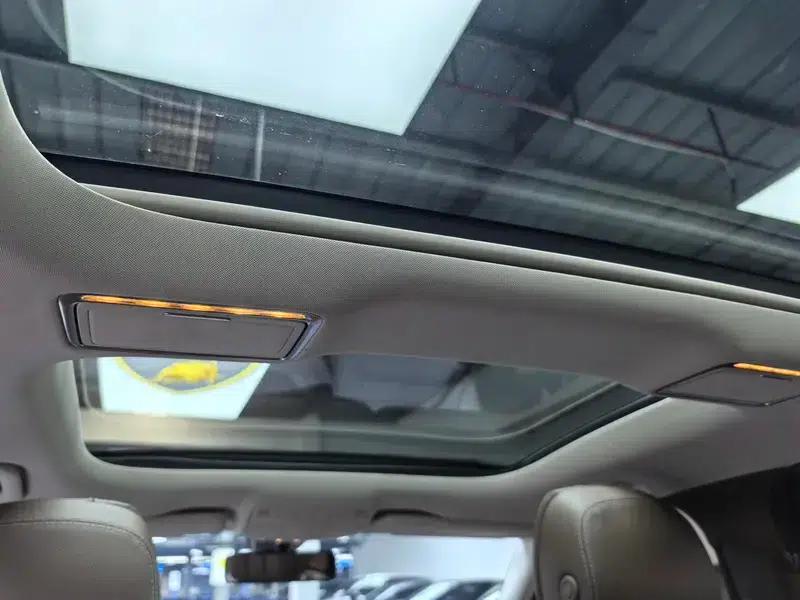 Mercedes-Benz E-Class 2021 E 300 L Fashion Sedan — миниатюра 21