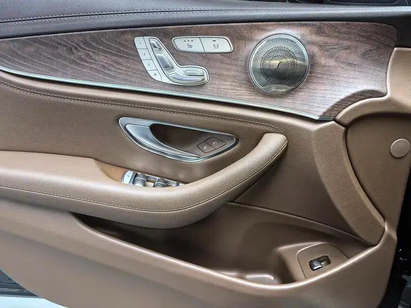 Mercedes-Benz E-Class 2021 E 300 L Fashion Sedan — миниатюра 22