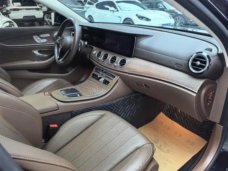 Mercedes-Benz E-Class 2021 E 300 L Fashion Sedan — миниатюра 7
