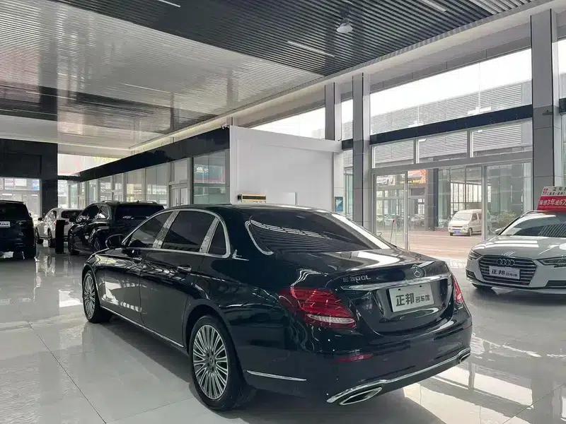 Mercedes-Benz E-Class 2020 E 300 L Fashion Edition — миниатюра 4
