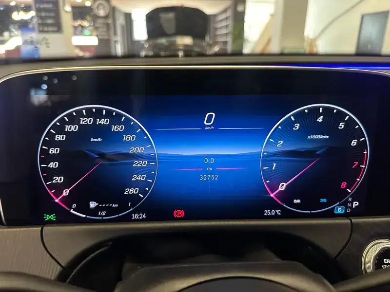 Mercedes-Benz E-Class 2024 E 300 L Fashion Sport Sedan — миниатюра 12