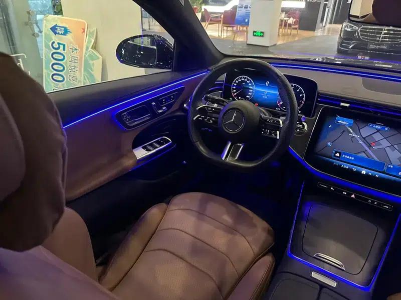 Mercedes-Benz E-Class 2024 E 300 L Fashion Sport Sedan — миниатюра 17