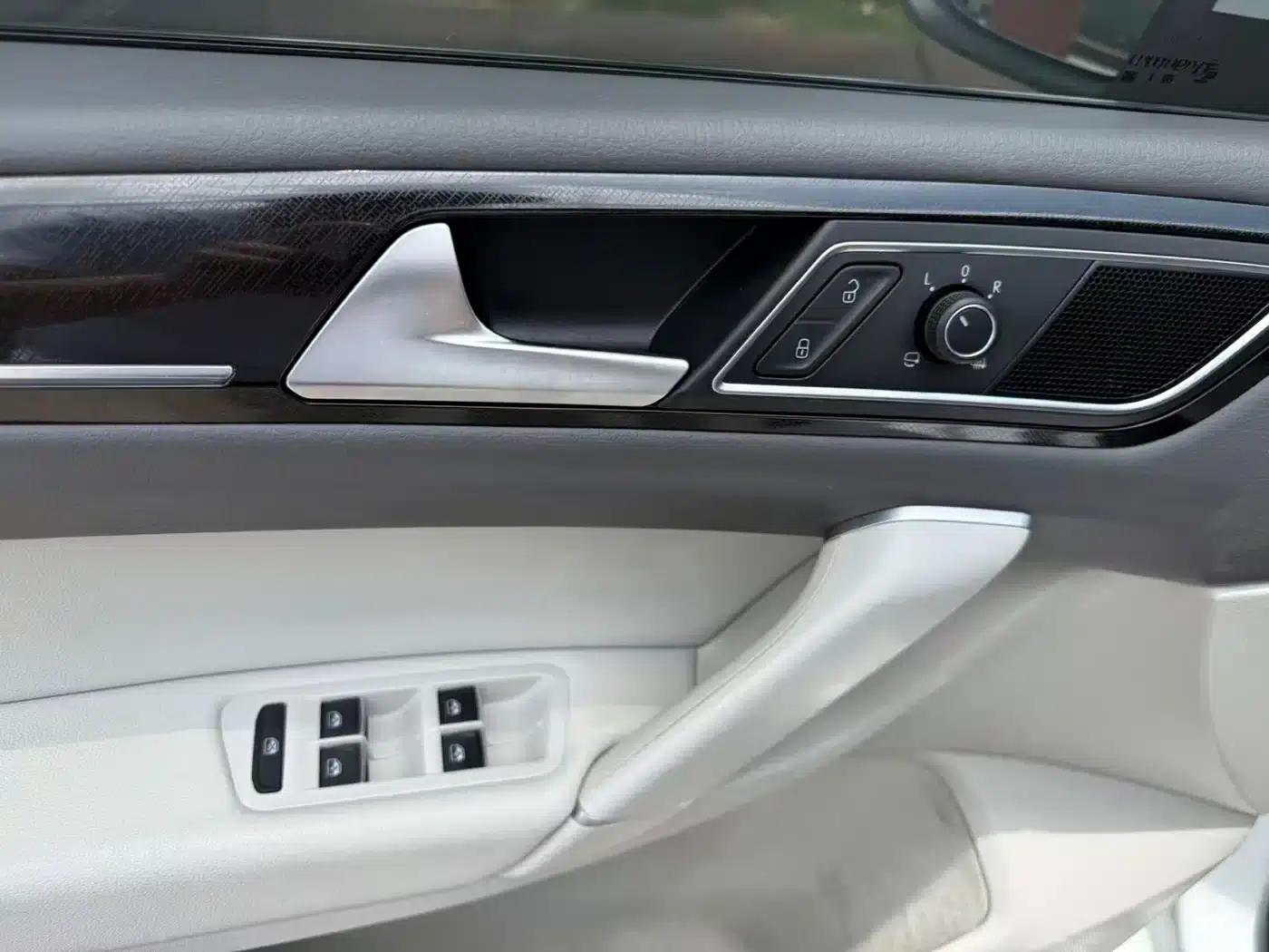 Golf Sportsvan 2019 280TSI Automatic Curiosity Edition (China VI Emission Standard) — миниатюра 17