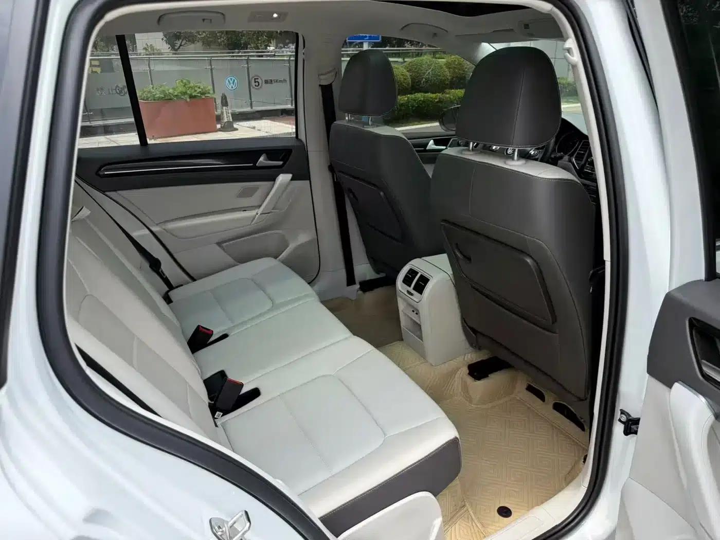 Golf Sportsvan 2019 280TSI Automatic Curiosity Edition (China VI Emission Standard) — миниатюра 22