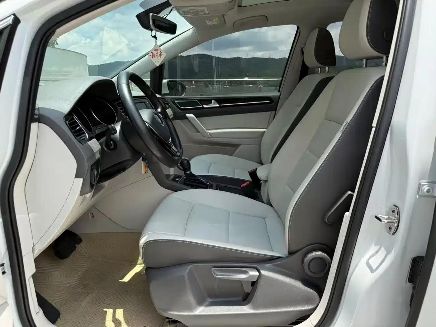 Golf Sportsvan 2019 280TSI Automatic Curiosity Edition (China VI Emission Standard) — миниатюра 4
