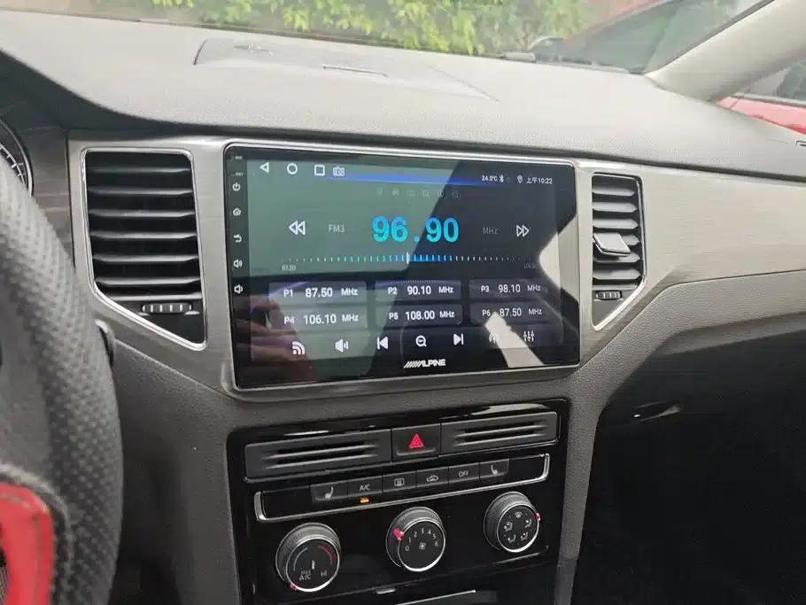 Golf Sportsvan 2016 230TSI Automatic Luxury — миниатюра 13