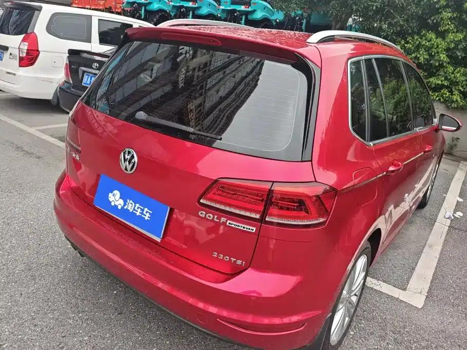 Golf Sportsvan 2016 230TSI Automatic Luxury — миниатюра 3