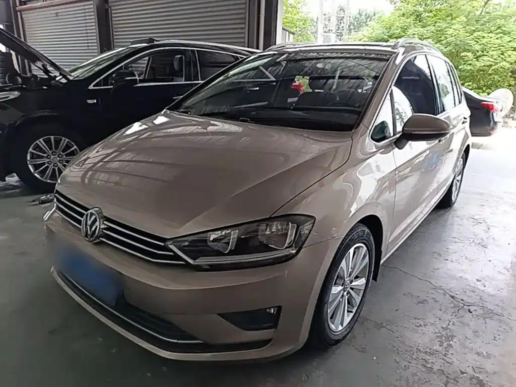 Golf Sportsvan 2016 230TSI Automatic Entry-Level Model — миниатюра 1
