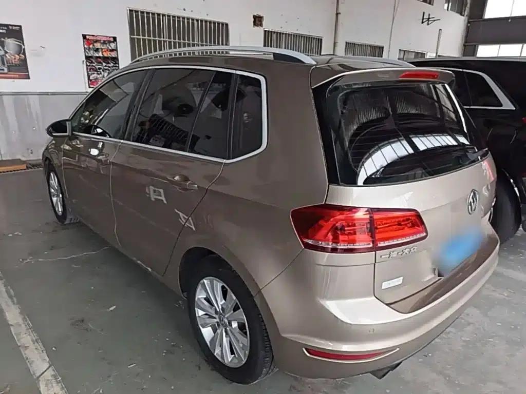 Golf Sportsvan 2016 230TSI Automatic Entry-Level Model — миниатюра 5