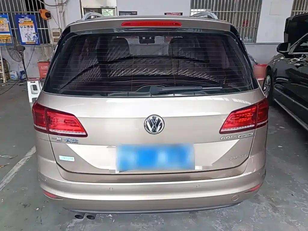Golf Sportsvan 2016 230TSI Automatic Entry-Level Model — миниатюра 6