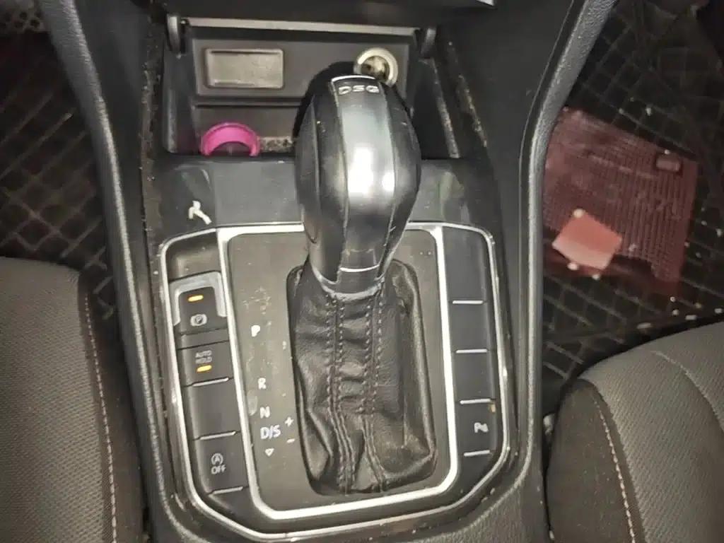 Golf Sportsvan 2016 230TSI Automatic Entry-Level Model — миниатюра 14