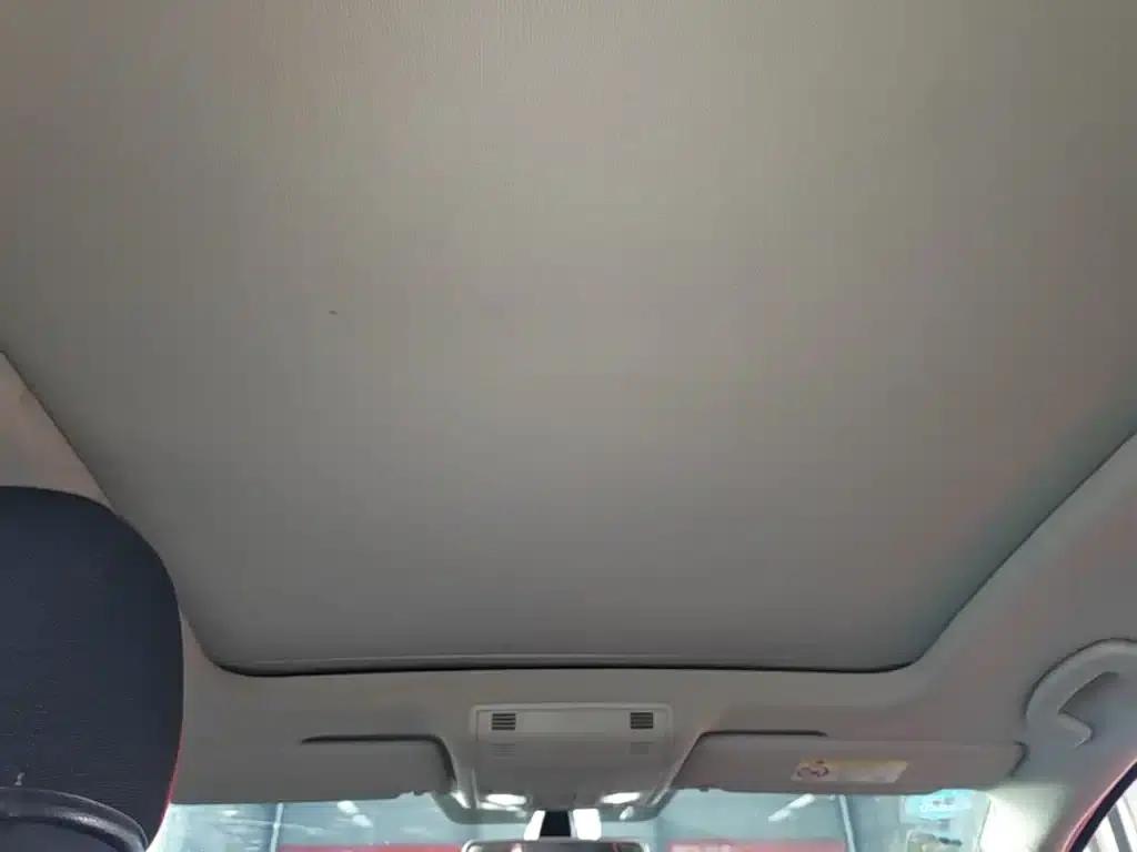 Golf Sportsvan 2016 230TSI Automatic Entry-Level Model — миниатюра 18