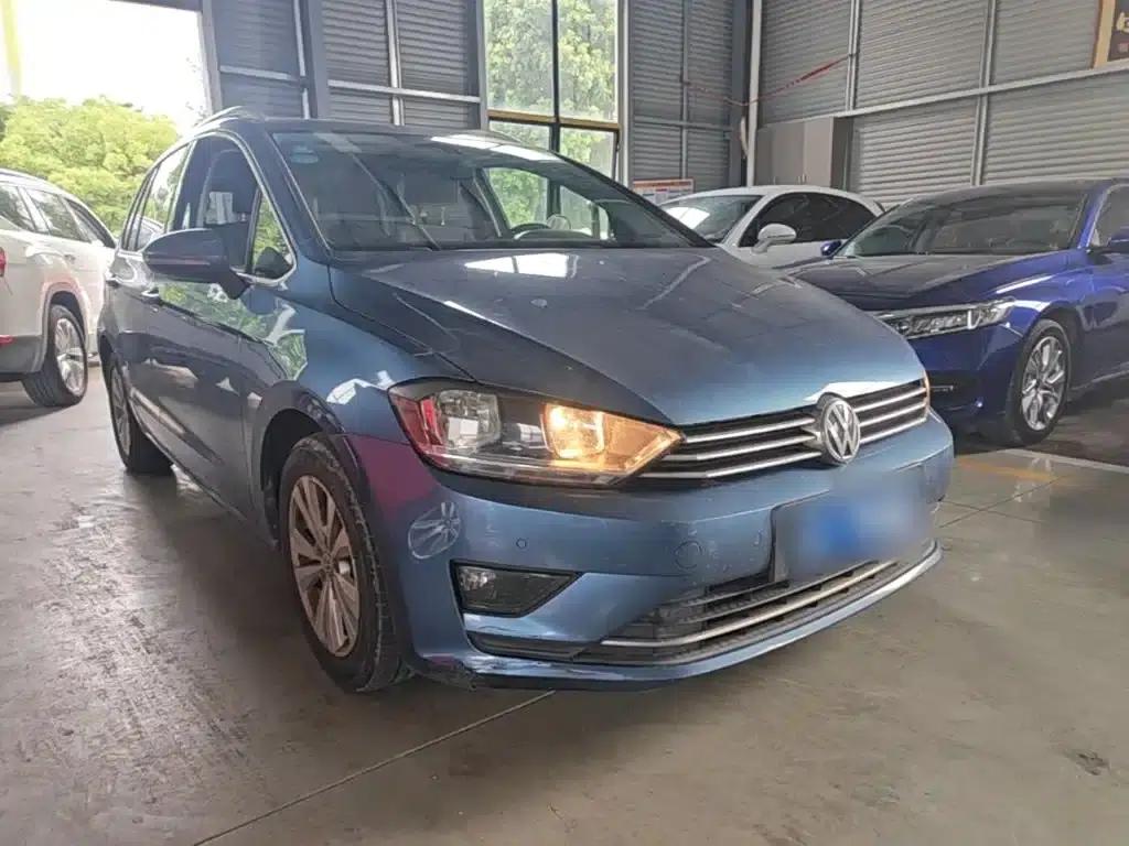 Golf Sportsvan 2016 230TSI Automatic Entry-Level Model — миниатюра 4