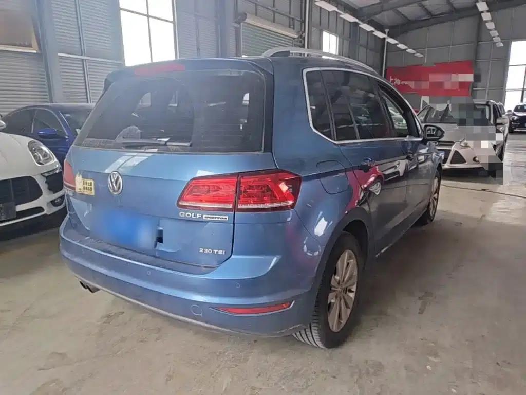 Golf Sportsvan 2016 230TSI Automatic Entry-Level Model — миниатюра 7