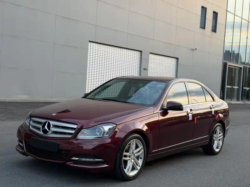 Mercedes-Benz C-Class 2013 C 260 CGI Fashion Model — миниатюра 1