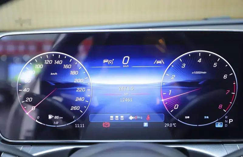 Mercedes-Benz C-Class 2026 C 260 L Sport Sedan Special Edition — миниатюра 11