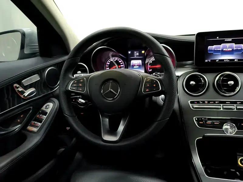 2016 Mercedes-Benz C-Class C 200 L Sport — миниатюра 16