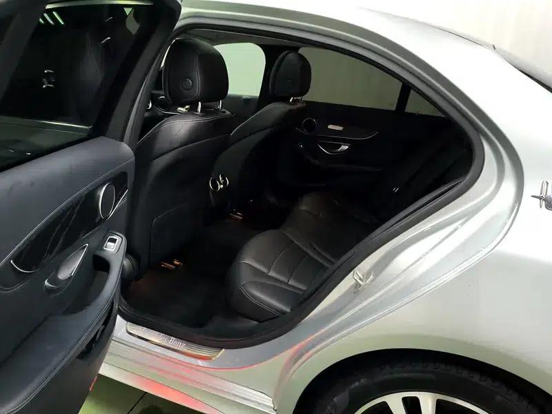 2016 Mercedes-Benz C-Class C 200 L Sport — миниатюра 18
