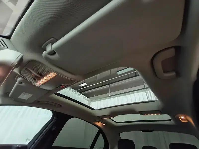 2016 Mercedes-Benz C-Class C 200 L Sport — миниатюра 19