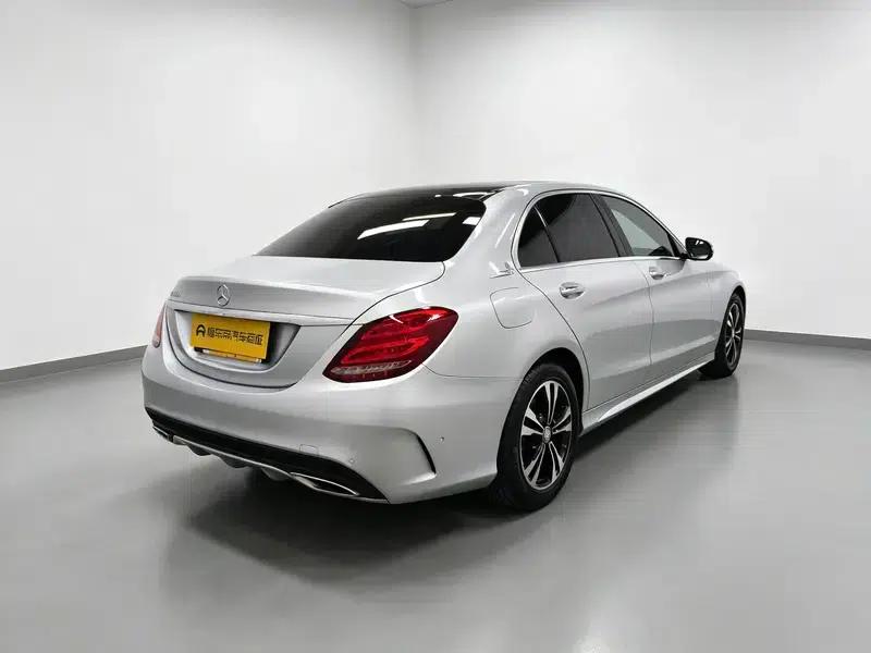 2016 Mercedes-Benz C-Class C 200 L Sport — миниатюра 7