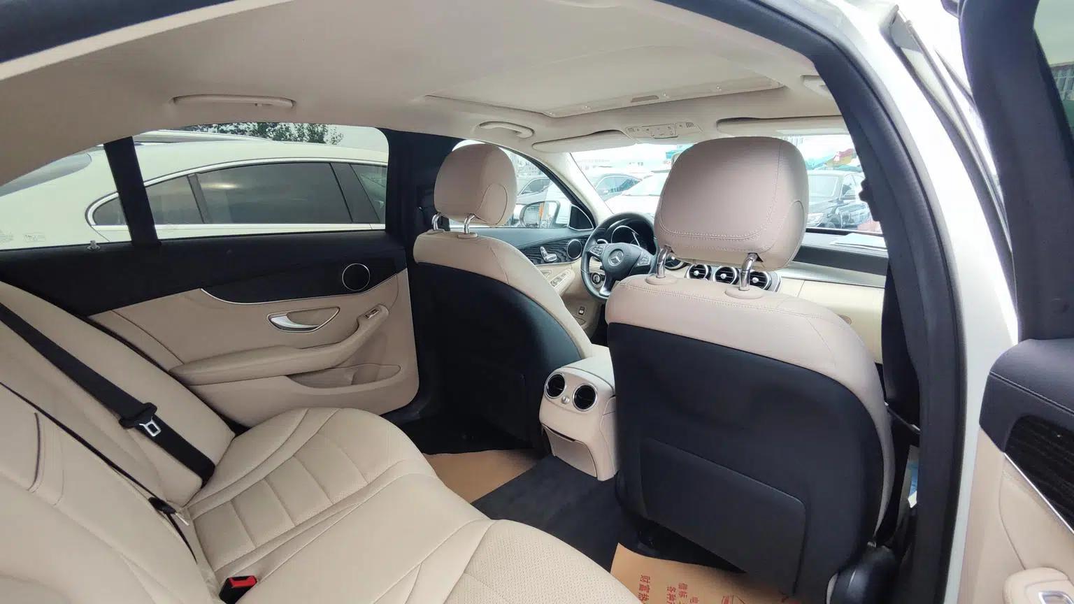2015 Mercedes-Benz C-Class C 180 L Sport — миниатюра 12