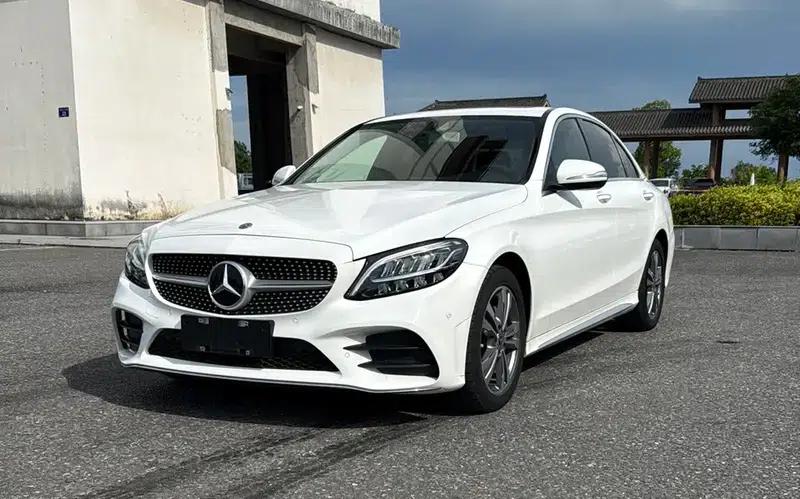 Mercedes-Benz C-Class 2020 Facelift C 200 L Fashion Sport Edition — миниатюра 1
