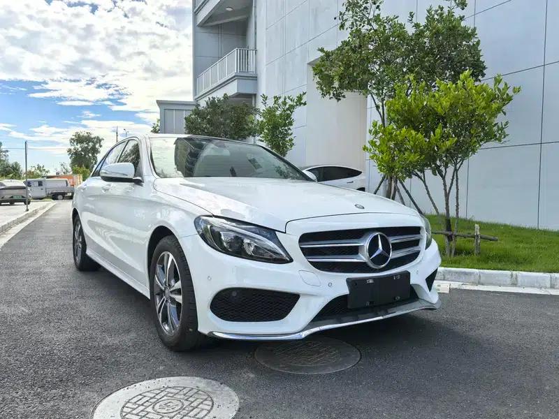 2015 Mercedes-Benz C-Class C 200 L Sport — миниатюра 3
