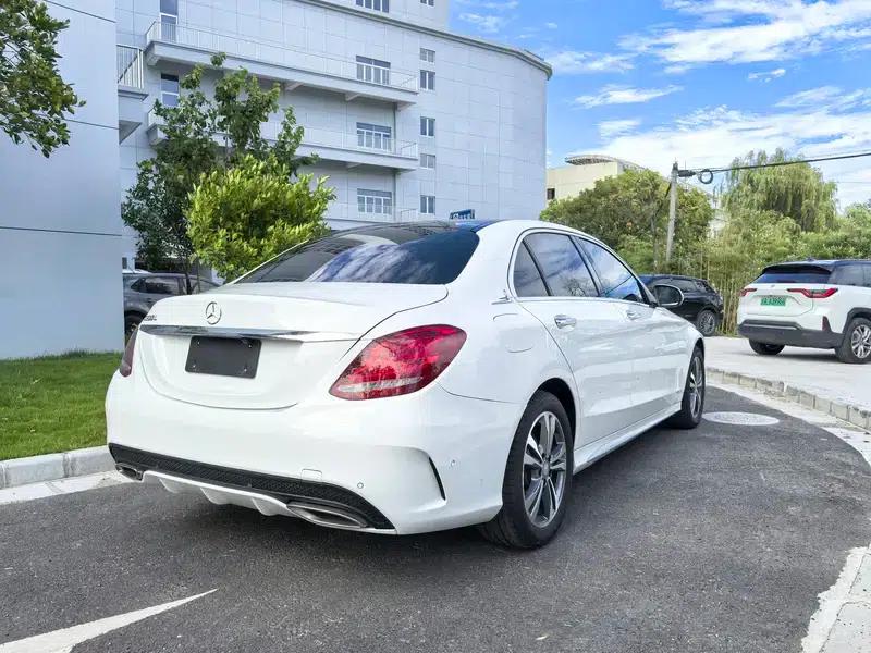 2015 Mercedes-Benz C-Class C 200 L Sport — миниатюра 6