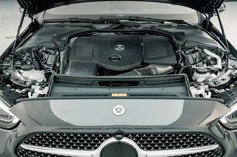 2023 Mercedes-Benz C-Class C 200 L Sport Edition — миниатюра 4