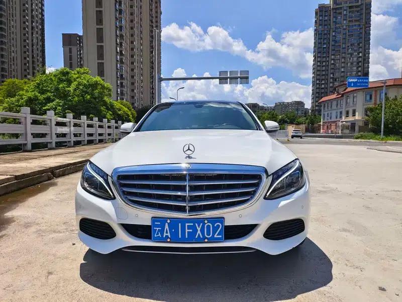 2015 Mercedes-Benz C-Class C 200 L — миниатюра 2