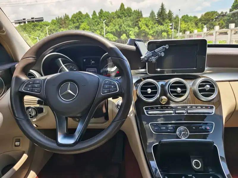 2015 Mercedes-Benz C-Class C 200 L — миниатюра 11
